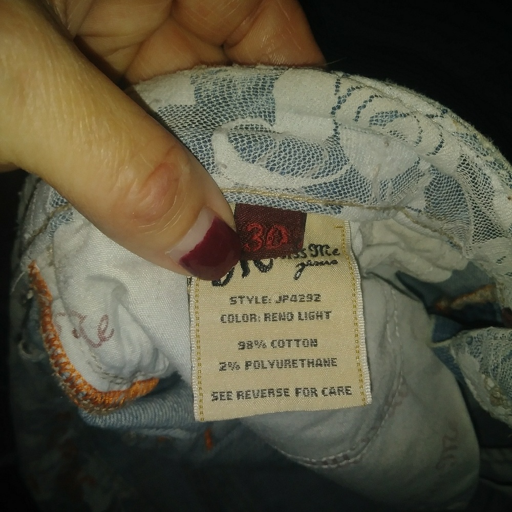 Miss Me Jeans - Picture 4 of 5